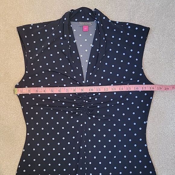 Vince Camuto polka dot sleeveless shirt - Picture 5 of 9